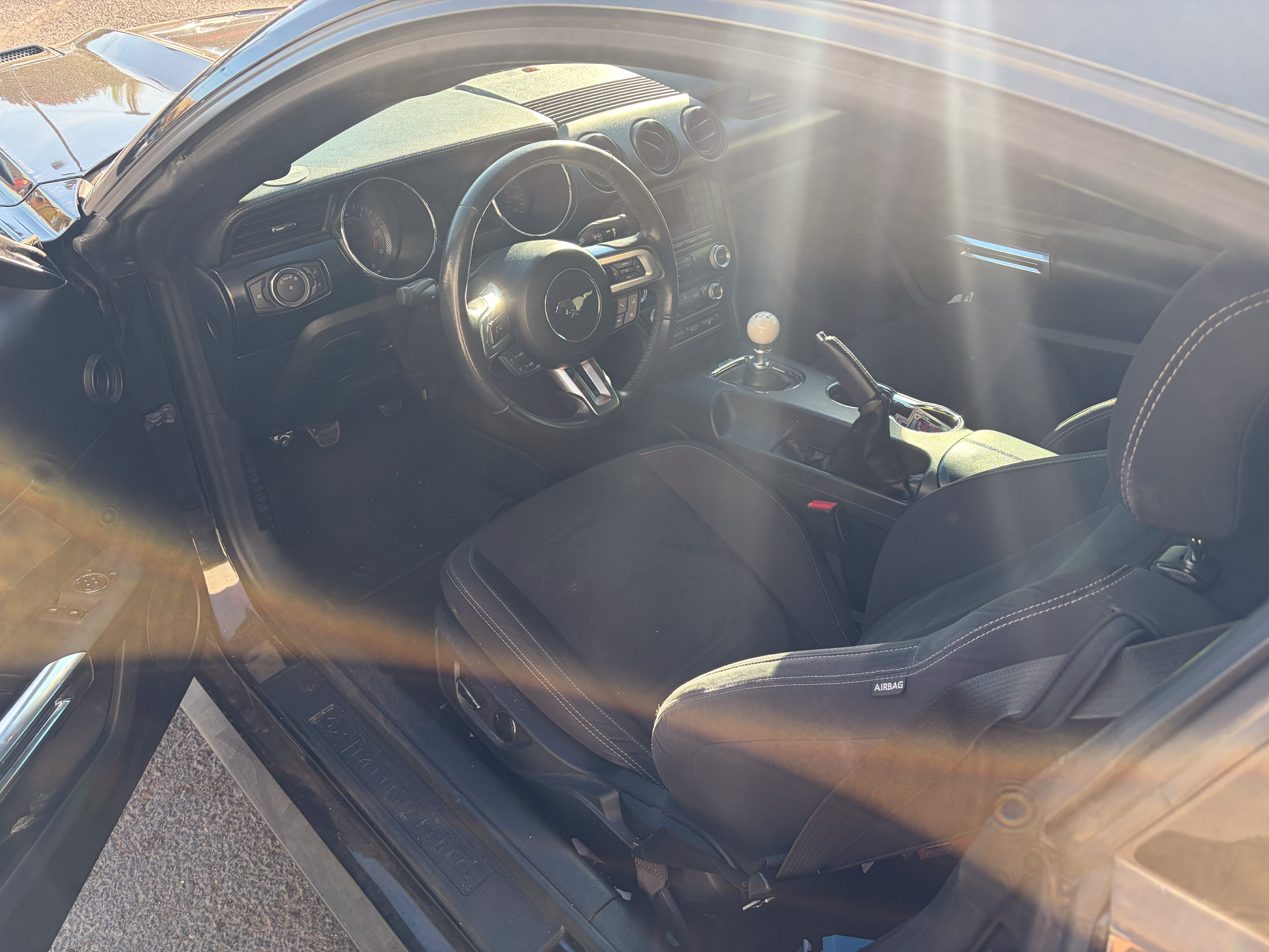 Used 2015 Ford Mustang GT RWD image 6