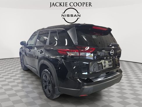 New 2026 Nissan Rogue SV FWD image 7