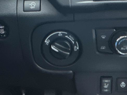 New 2026 Nissan Frontier SV w/ SV Convenience Package image 35