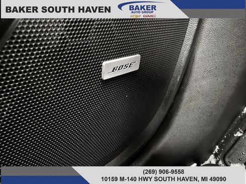 Used 2023 Chevrolet Traverse RS image 15