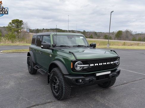 Used 2023 Ford Bronco Wildtrak image 1