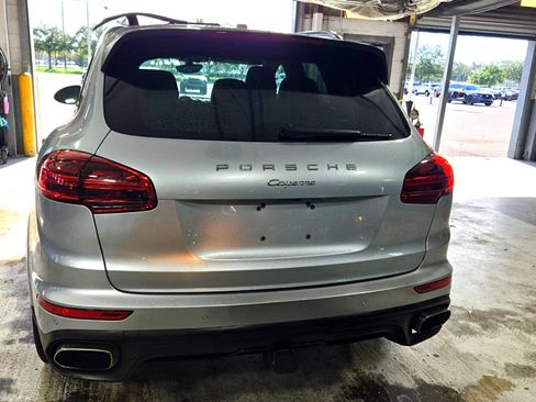 Used 2018 Porsche Cayenne Platinum Edition AWD/4WD image 5