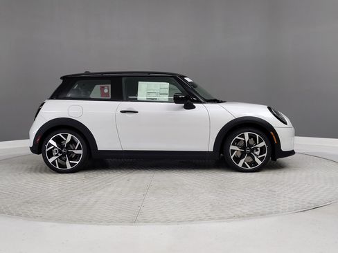 New 2026 MINI Cooper 2-Door Hardtop FWD image 6