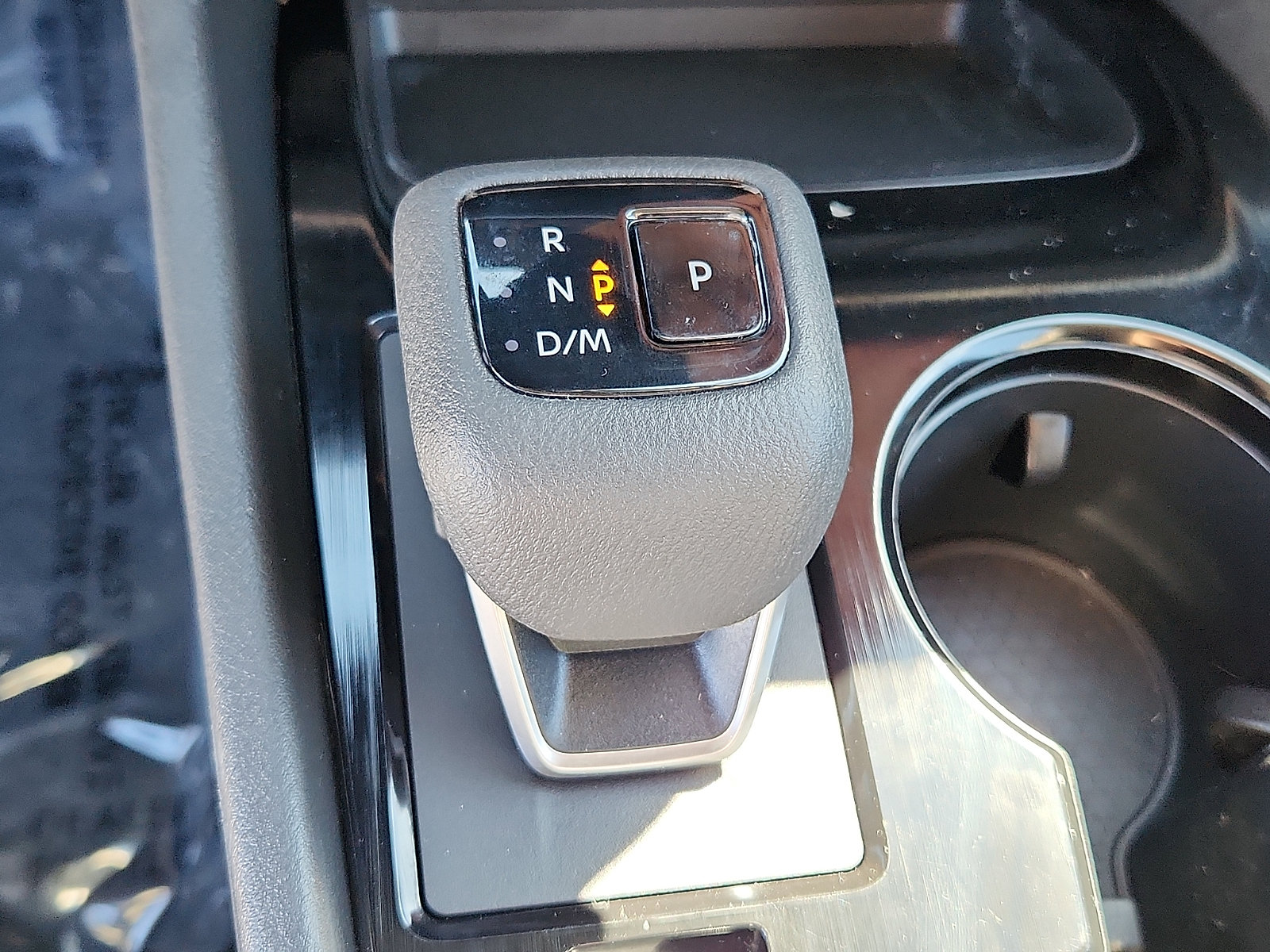 Used 2025 Nissan Rogue SV AWD/4WD image 14