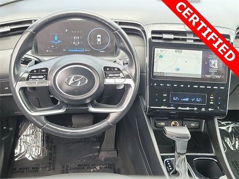 Used 2022 Hyundai Santa Cruz Limited image 3