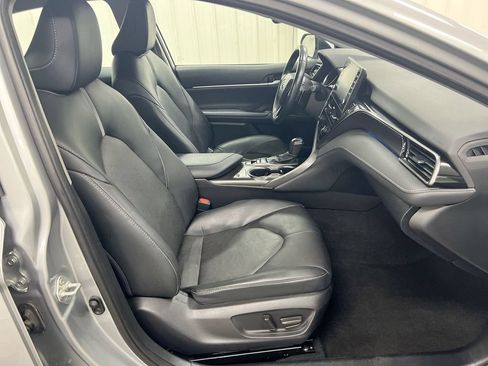 Used 2023 Toyota Camry XSE FWD image 21