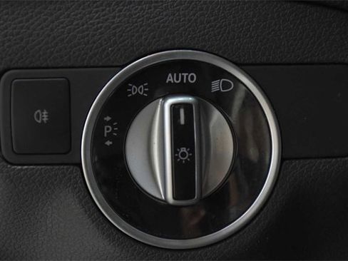 Used 2019 Mercedes-Benz CLA 250 image 23