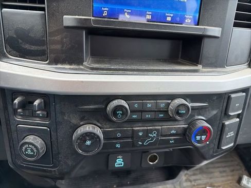 Certified 2023 Ford F250 XL w/ XL Chrome Package image 17
