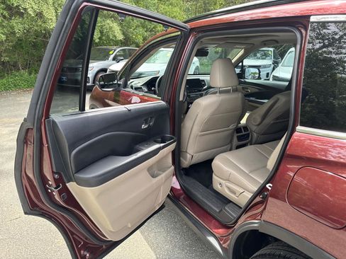 Used 2022 Honda Pilot Special Edition image 28