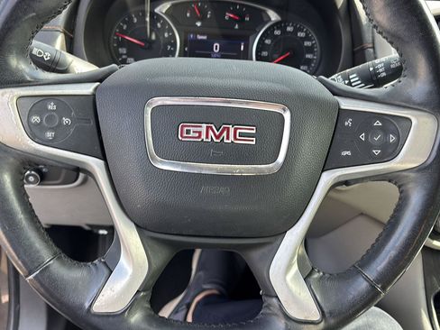 Used 2019 GMC Terrain SLE FWD image 17