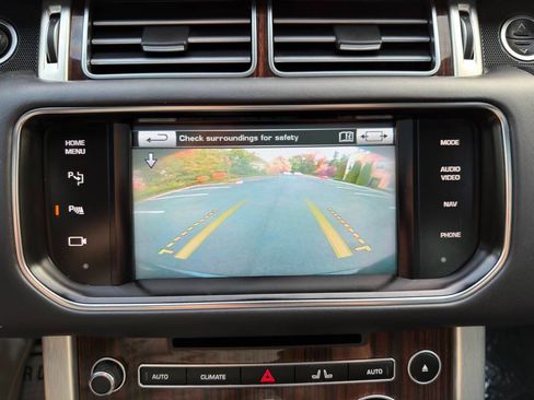 Used 2014 Land Rover Range Rover Long Wheelbase Supercharged image 20