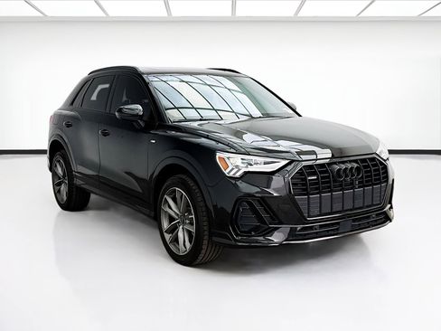Used 2024 Audi Q3 2.0T Premium Plus w/ Premium Plus Package AWD/4WD image 3