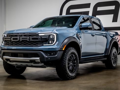 Used 2025 Ford Ranger Raptor AWD/4WD image 31