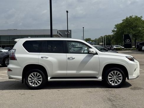 Used 2022 Lexus GX 460 Premium w/ Premium Package AWD/4WD image 4