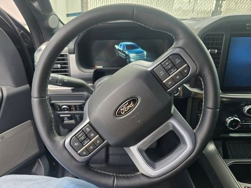 Used 2025 Ford F150 Lariat w/ Equipment Group 501A Mid image 13