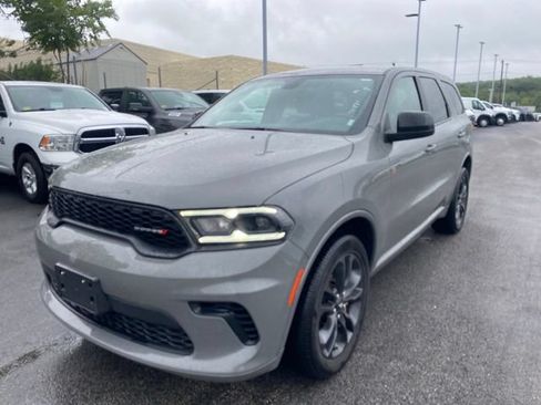 Used 2025 Dodge Durango GT AWD/4WD image 1
