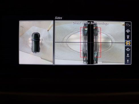 Used 2022 Mercedes-Benz G 63 AMG 4MATIC w/ G Manufaktur Interior Package image 26