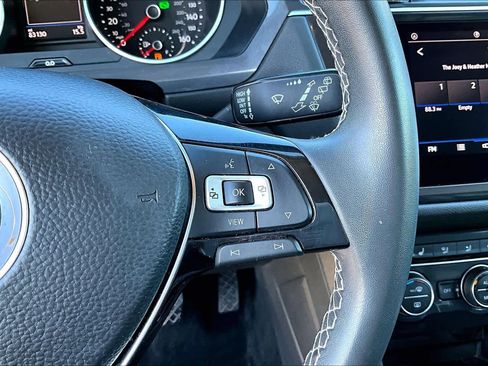 Used 2021 Volkswagen Tiguan SE image 22