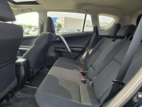 Used 2018 Toyota RAV4 XLE w/ Plus Extra Value Package AWD/4WD image 10