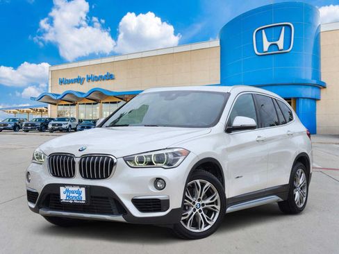 Used 2017 BMW X1 xDrive28i AWD/4WD image 1
