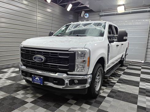 Used 2023 Ford F250 XL w/ XL Chrome Package RWD image 1