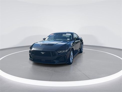 Used 2024 Ford Mustang GT Premium image 2