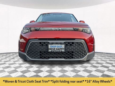 Used 2023 Kia Soul LX w/ LX Technology Package image 12