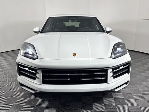 Certified 2026 Porsche Cayenne AWD/4WD image 6