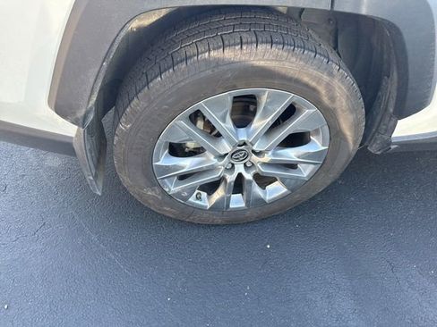 Used 2019 Toyota RAV4 Limited w/ Advanced Technology Package image 13