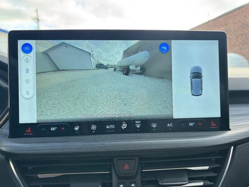 Certified 2025 Ford Escape Platinum w/ Premium Technology Package image 45