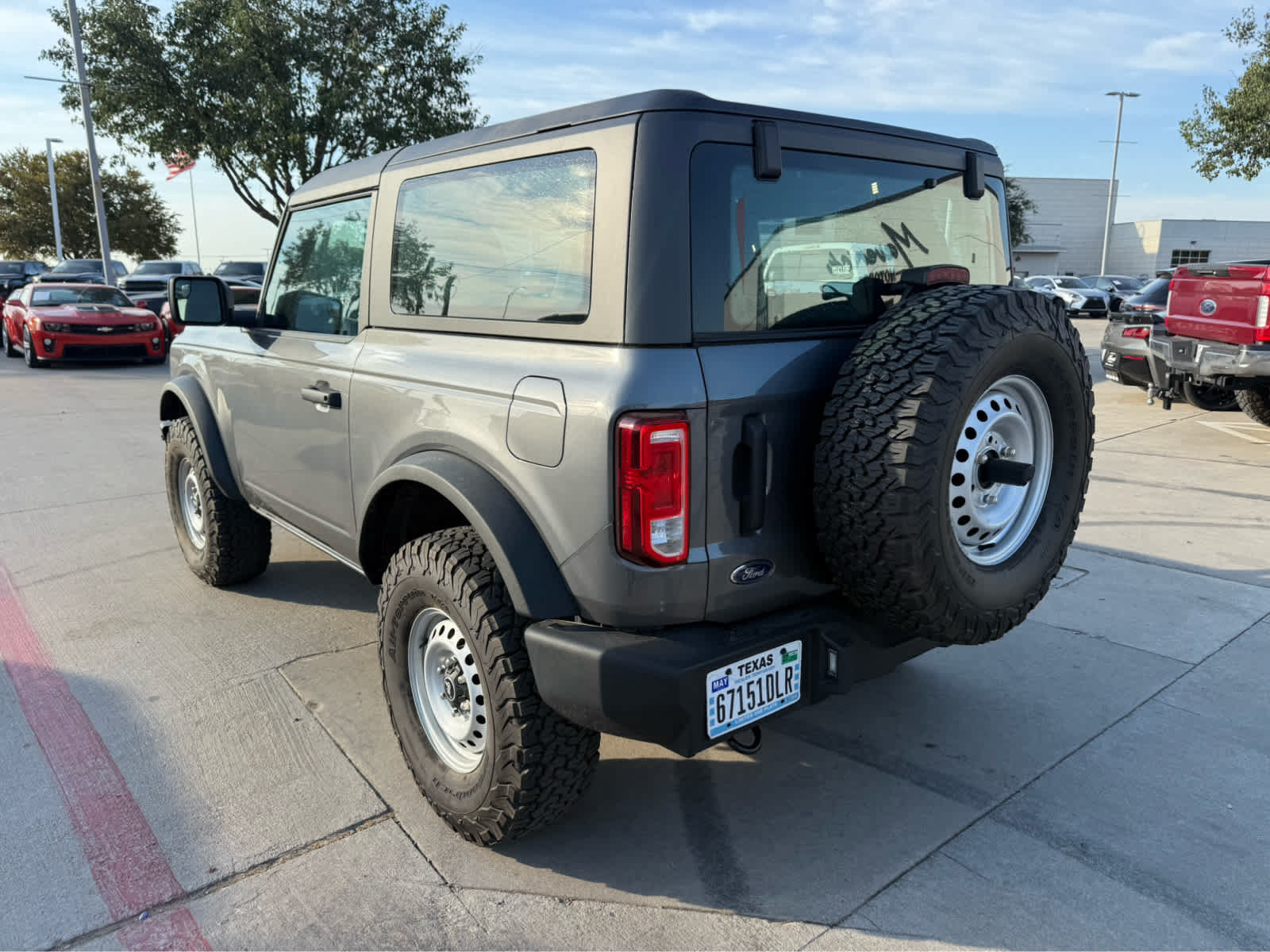 Used 2021 Ford Bronco 2-Door AWD/4WD image 2