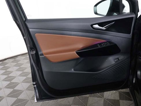 Used 2021 Volkswagen ID.4 Pro S w/ Gradient Package image 25