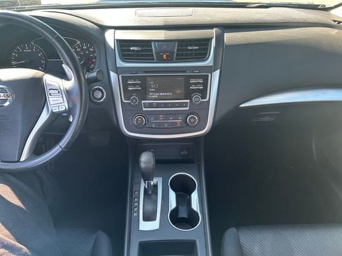 Used 2016 Nissan Altima 2.5 SR image 18