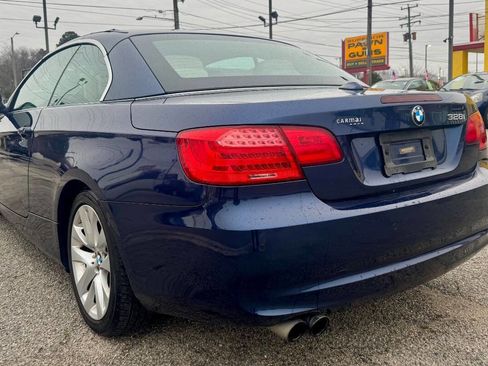 Used 2013 BMW 328i Convertible image 4