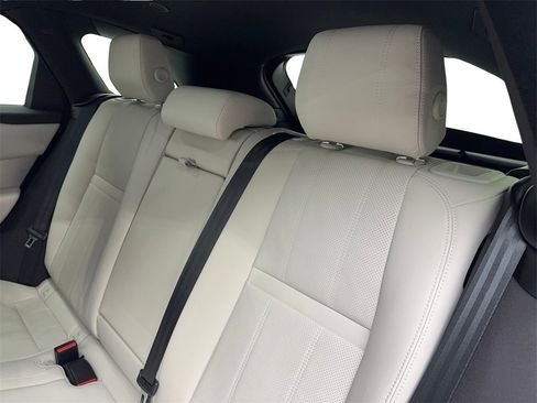 Used 2021 Land Rover Range Rover Velar R-Dynamic S image 34