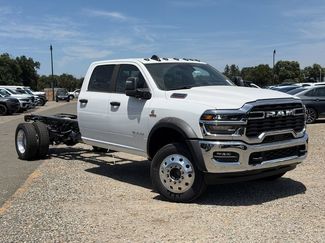 New 2026 RAM 5500 4x4 Crew Cab video 2