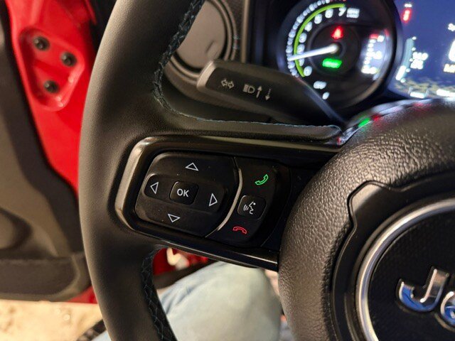 Used 2024 Jeep Wrangler Unlimited Rubicon 4xe w/ Technology Group AWD/4WD image 55