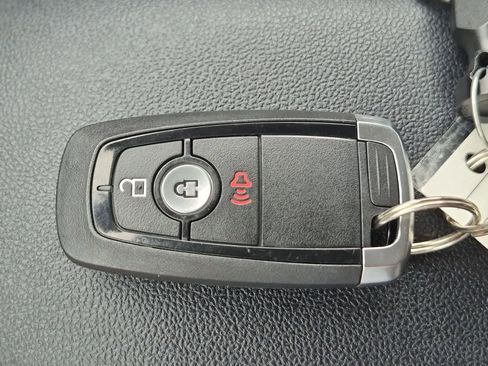 Used 2021 Ford Escape SE FWD image 33