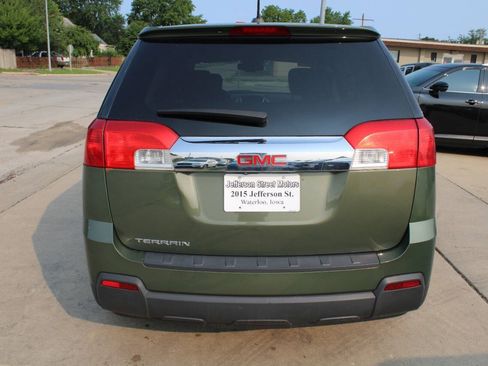 Used 2015 GMC Terrain SLE FWD image 7