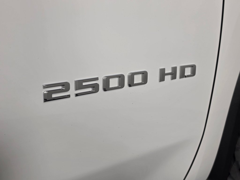 Used 2025 Chevrolet Silverado 2500 LT w/ Convenience Package AWD/4WD image 42