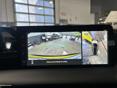 New 2026 Nissan Kicks SR w/ SR Premium Package image 15