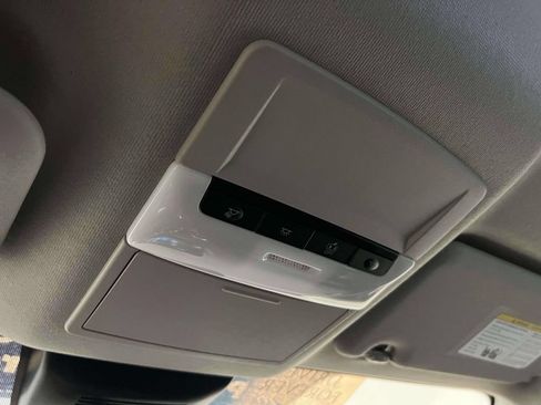 Used 2025 Nissan Sentra S FWD image 31