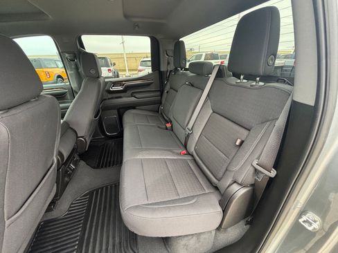 Used 2024 GMC Sierra 1500 Elevation image 48