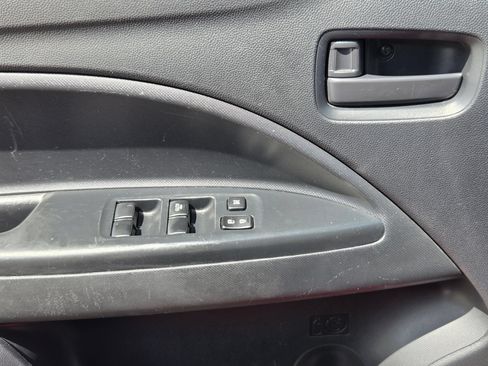 Used 2024 Mitsubishi Mirage ES FWD image 11