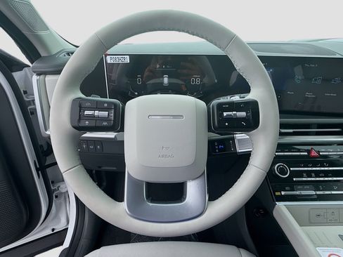 New 2026 Hyundai Santa Fe SE FWD image 8