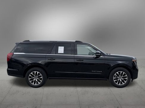 Used 2025 Ford Expedition Max Platinum image 5