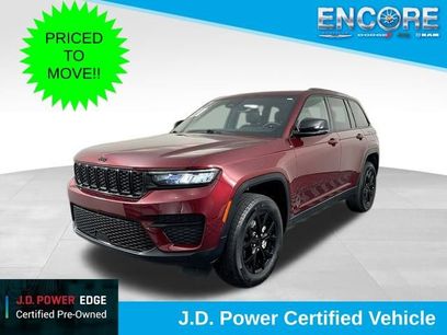 Used 2024 Jeep Grand Cherokee Altitude
