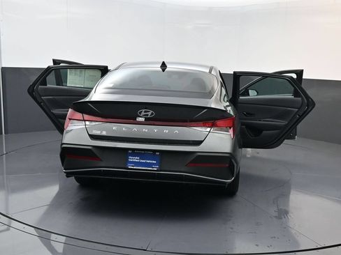Certified 2025 Hyundai Elantra Sport w/ Cargo Package FWD image 30