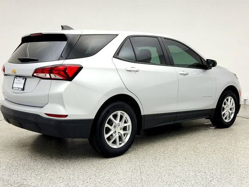 Used 2022 Chevrolet Equinox LS image 5