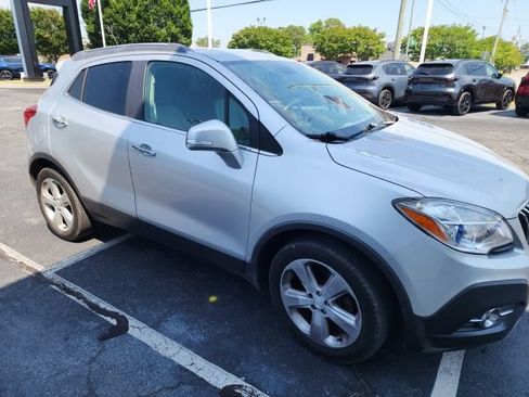 Used 2015 Buick Encore Convenience FWD image 3
